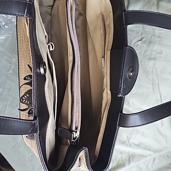 Purse - Picture 2 of 5